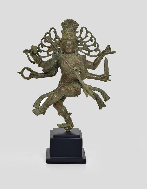 Vintage Indonesian Bronze Natraj Lord Shiva Dancing Statue (Height: 10.5 Inches) Entryway Setting