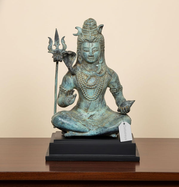 Vintage Indonesian Bronze Lord Shiva in Blessing Posture Statue (Height: 11 Inches) Mandir Setting