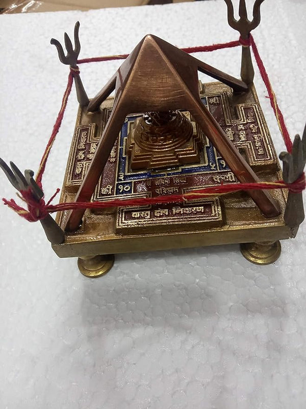 Brass Vastu Dosh Nivaran Pyramid Height 3.5 Inch Mandir Setting