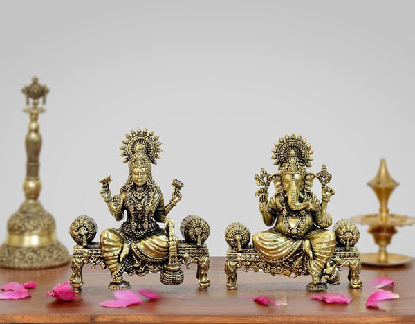 Fine Brass Lakshmi Ganesha on Singhasan Showpiece (Height 4 Inch) Mandir Setting