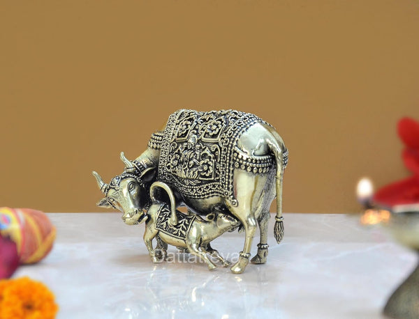 Superfine Brass Cow with Calf for Pooja Mandir Home Templ Decor and Car Dashboard (Height 3 Inch) Study Setting