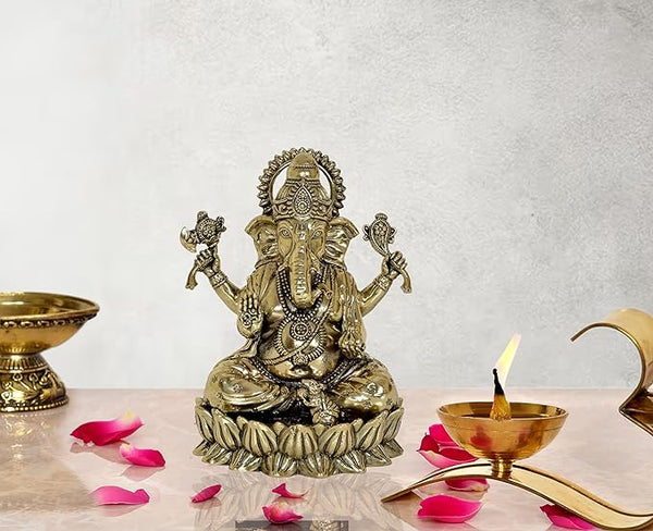 Fine Brass Lord Ganesha Ganpati Idol Vinayak Religious Statue Murti (Height: 5 Inch) Mandir Setting