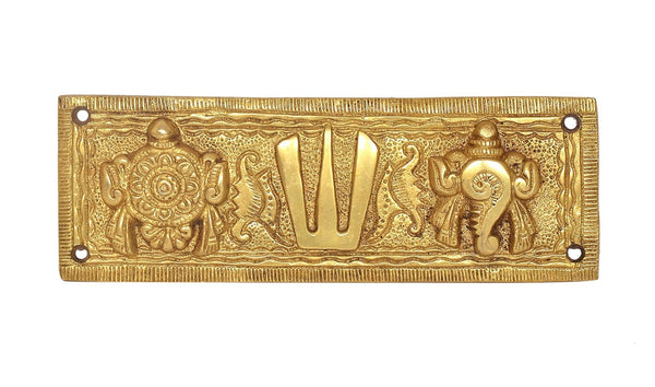 Brass Wall Hanging Balaji Idol Sanku Chakra Namam Statue Mandir Hanging Tirupati Balaji Murti Symbol Tilak for Home & Office Decor Showpiece (Height: 2.5 Inch) Entryway Setting