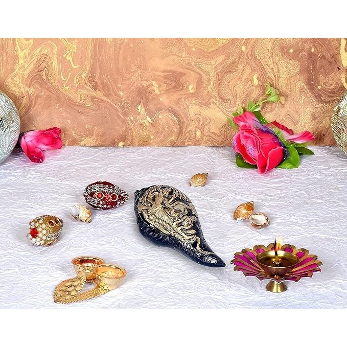 Brass Shankh Lord Vishnu and Goddess Laxmi  (Height 9.5 Inches)