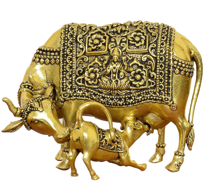 Superfine Brass Cow with Calf golden (Height 3 Inch) Craft Detail