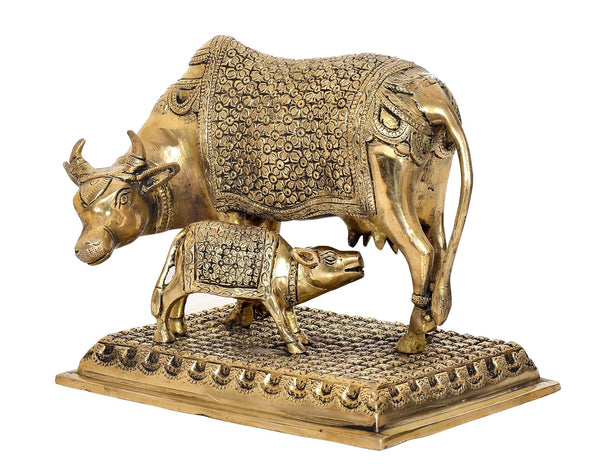 Brass Kamdhenu Cow with Calf for Home Decor Pooja Mandir Pooja Temple Office Decorative Showpiece Statue (Height: 8 Inch) Study Setting