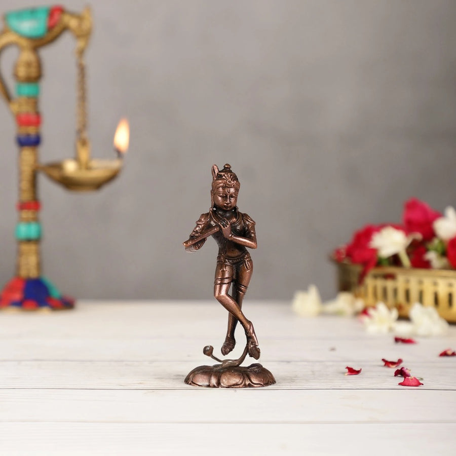 Copper Krishna Murti (Height 4.5 inch) Craft Detail