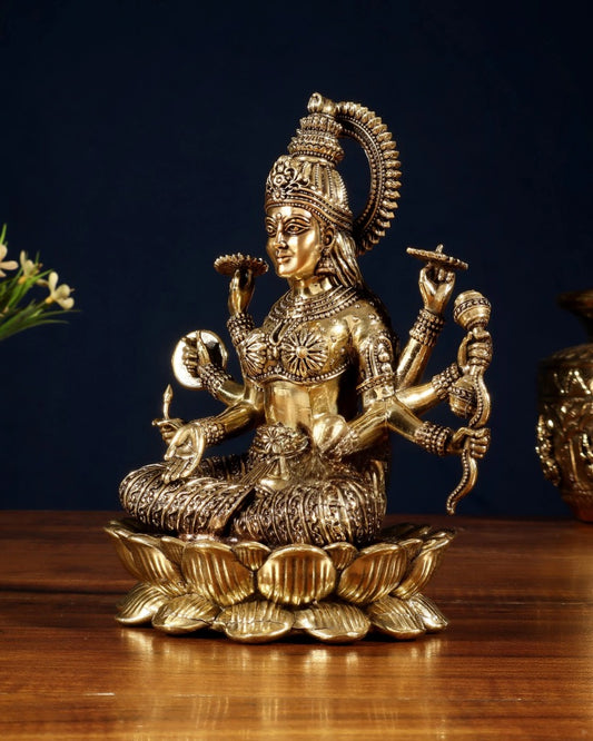 Brass Superfine Vijaya Lakshmi Idol (Height:6.75 Inches)