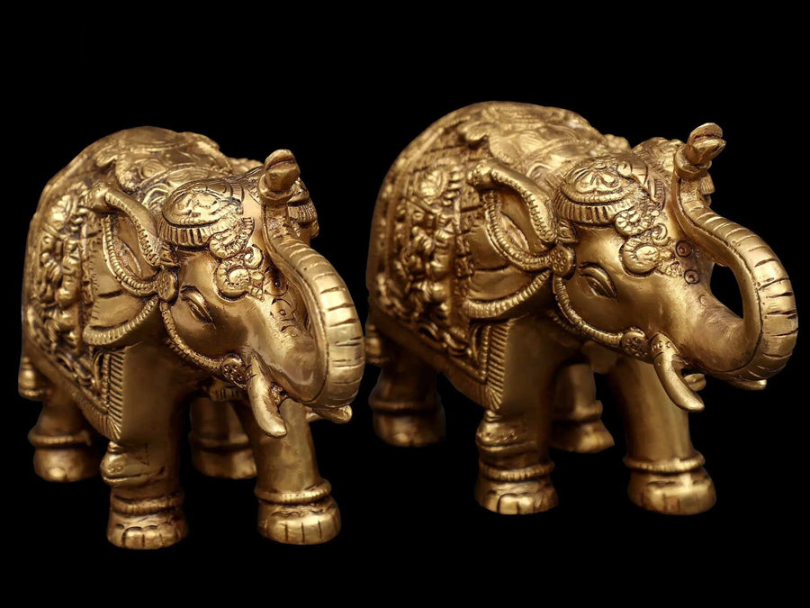 Brass Auspicious Gaja Elephant Pair with Lakshmi and Ganesha Figures 8 inches Craft Detail