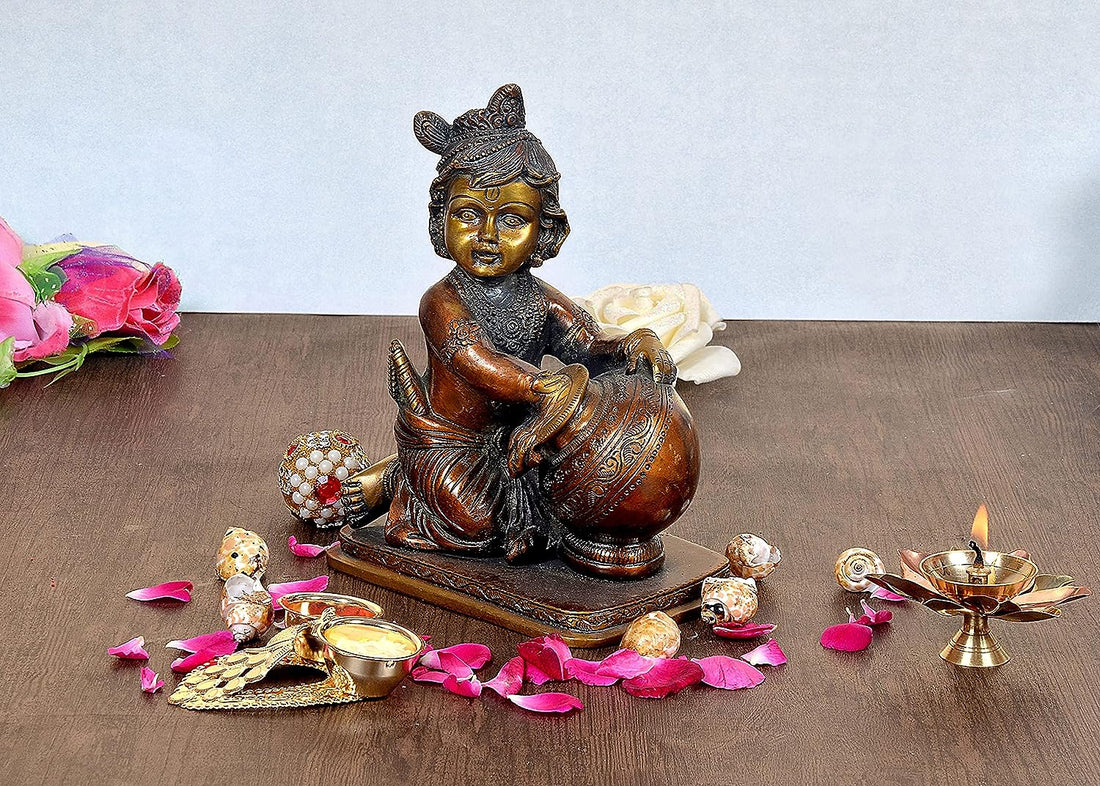 Selecting the Ideal Krishna Idol for Your Home or Office: Materials, Vastu, and Placement