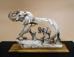 Weiße Elefanten-Dekofigur mit Jungtier, Polyresin, goldener Sockel