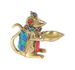 Messing-Ganesha-Maus mit geschmückter Weste und Öllampe, seitliche Ansicht