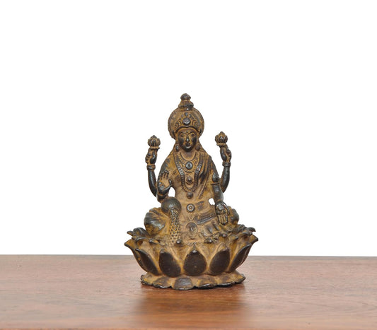 Fine Brass Lakshmi Idol  (Height: 3.5 Inch)