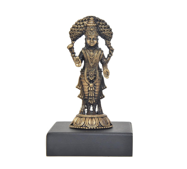 Panchaloha Vasavi Kanyaka Parameshvari Devi Idol (Height:3.5 Inch) Entryway Setting