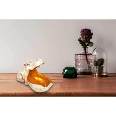 Resin hippo face wine holder: white and gold-brown open-mouth cup