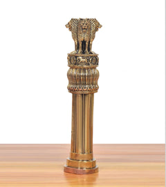 Brass Ashoka dashboard finial with lion top and tiered ribbed column base