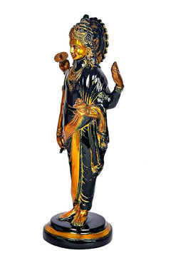 Dhanvantari-Messingstatue seitlich: Göttin mit erhobener Hand und umgehängtem Gewand