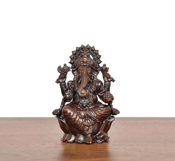 Superfine Brass Lord Ganesha Idol (Height: 2.5 Inch) Entryway Setting
