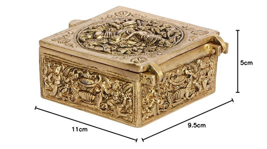 Gold brass Ganesha decorative box with size markings (11x9.5x5cm) and clasp