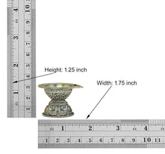 Brass aarti diya oil lamp size chart with height and width labels and lamp photo