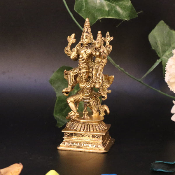 Brass Vishnu Laxmi on Garuda Dev Murti (Height: 5.5 Inch) Mandir Setting