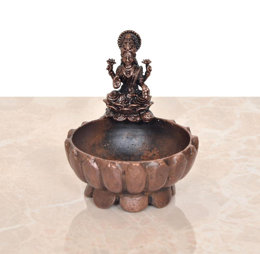 Copper Lakshmi Maa Urli Bowl for Ganga Jaal (Height 3 Inch) Craft Detail