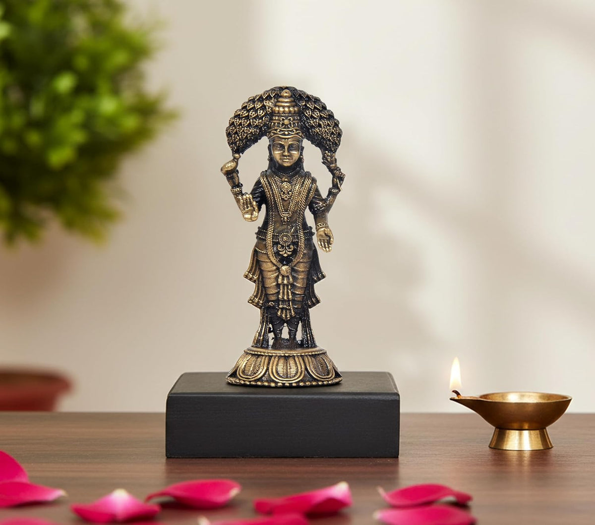 Panchaloha Vasavi Kanyaka Parameshvari Devi Idol (Height:3.5 Inch)