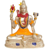 Sitzender vierarmiger Shiva aus Messing mit farbigen Gewändern und Ornaten