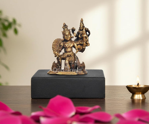 Panchaloha Vishnu Lakshmi on Garuda Idol (Height:2 Inch) Mandir Setting