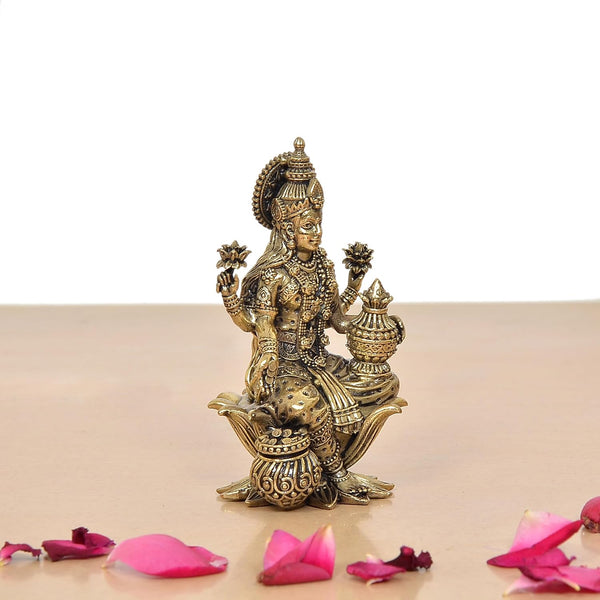 Superfine Brass Goddess Lakshmi Idol (Height: 4 Inch) Study Setting