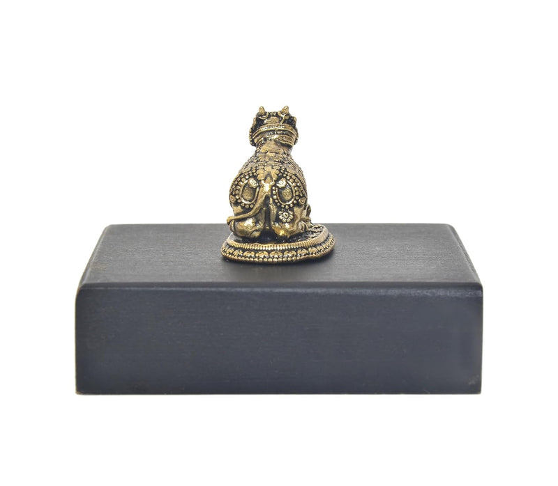 Superfine Brass Shiva Nandi Idol – Lord Shiva Seated with Nandi Bull for Home Décor, Mandir, Pooja & Car Dashboard (Height : 1 Inches)