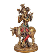 Krishna auf Kuhfigur, multicolor Gewand und Schmuck, Krone, rundes Podest