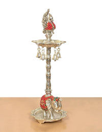 Pfau-Öllampe auf 19-Zoll Säule, Elefantfigur mit roter bunter Bemalung