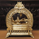 Messing Vishnu-Statue auf Sheshnag, frontal mit durchbrochenem Bogen und reichem Reliefsockel