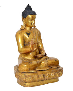 Profilansicht einer sitzenden Buddha-Statue aus Messing, gefaltete Hände, antike Optik