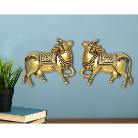 Brass Kamdhenu Cow Pair Wall Hanging Vastu Gau MATA Statues for Home Decor and Ofice Wall Decor Vastu Pooja Figurine (Height: 4 inch) (Gold)
