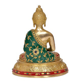 Rückansicht Buddha-Idol im Lotussitz, goldener Körper mit grünem Gewand und Perlen