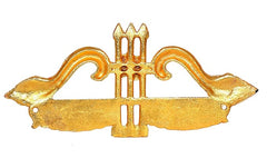Golden metal banner nishaan with central trident and small side eyelets