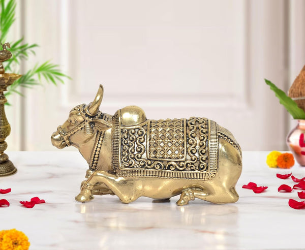 Superfine Brass Nandi Seated Idol (Height: 2.5 inch)