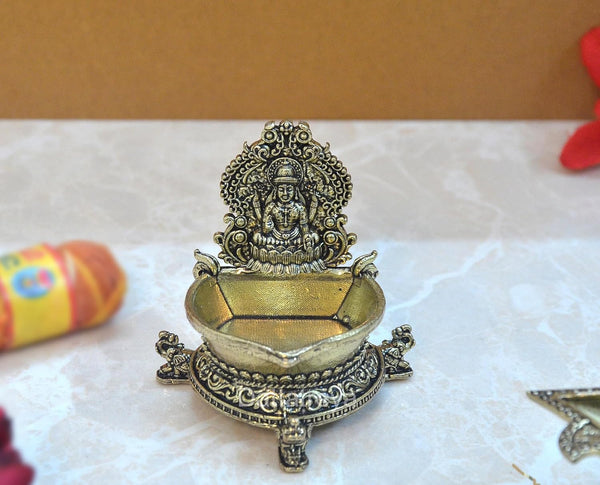 Superfine Brass Brass Lakshmi Laxmi Diya Oil Lamp for Diwali Pooja Gift Decoration Showpiece (Height 3 Inch) Study Setting