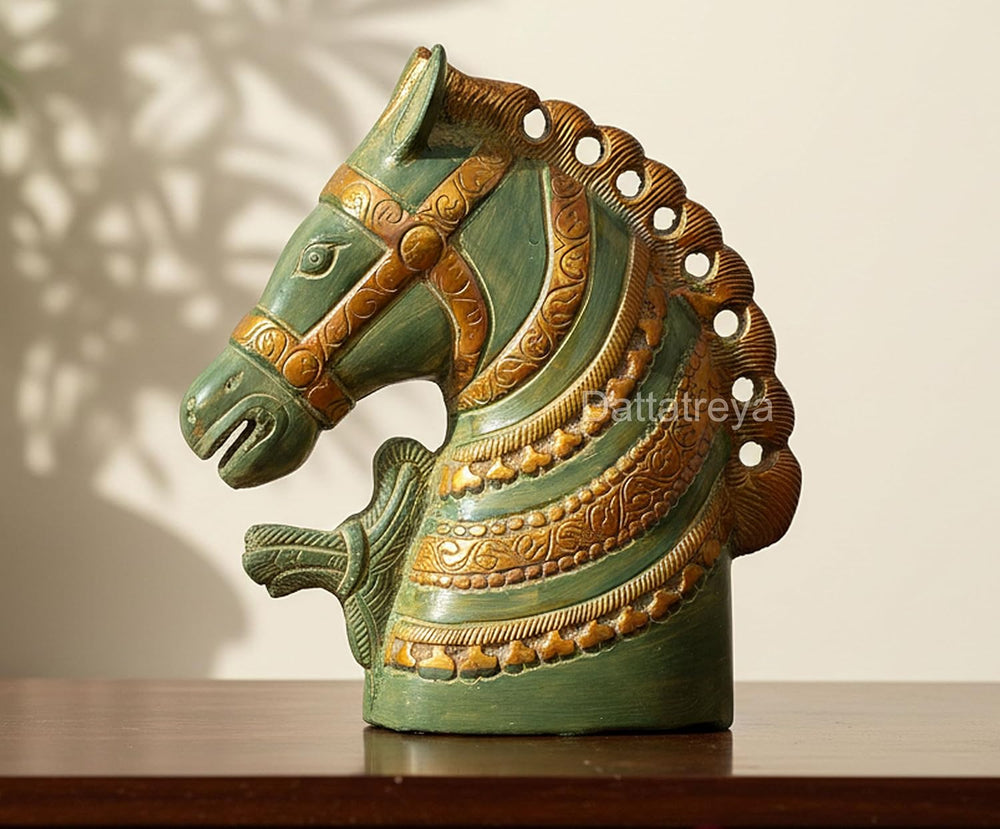 Brass Horse Head Statue with Stone Work (Height: 8 Inch)