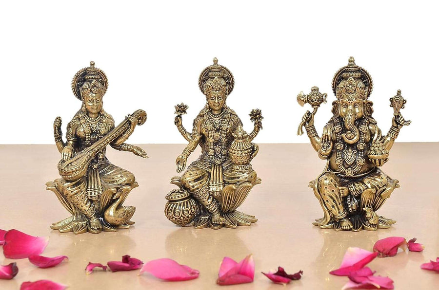 Superfine Brass Lakshmi Ganesha Saraswati Idol (Height 4 Inch) Craft Detail