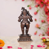 Bal-Krishna Figur kupferfarben, Rückansicht mit Schmuckelementen und Sockel