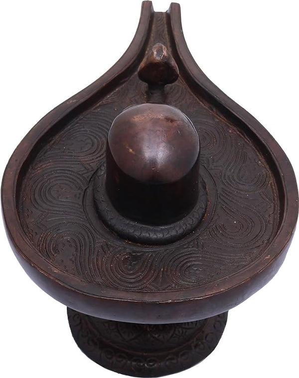 Brass Shiva Linga, Height: 6 inches Entryway Setting