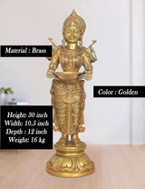 Messing-Lakshmi-Idol, stehende Figur, Öllampe in Schale, 30 Zoll, gold