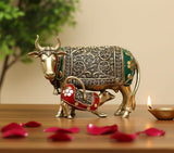 Brass decorative cow with calf figurine for car dashboard, height 5 inch