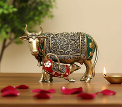 Brass decorative cow with calf figurine for car dashboard, height 5 inch