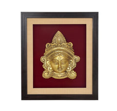 Messing-Gesichtsmaske von Ma Durga im goldenen Rahmen, Wandhängedekor
