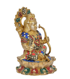 Murti de bronce Ram Lalla sentado, vista lateral con arco trasero y mano en varita