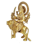 Messingfigur Maa Durga auf Löwe, drapiertes Gewand, erhobene Hand mit Gefäß